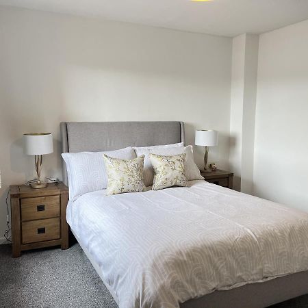 Modern 2 Bed Townhouse Just Outside City Walls With Free Private Parking York Eksteriør billede