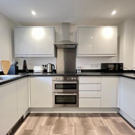Modern 2 Bed Townhouse Just Outside City Walls With Free Private Parking York Eksteriør billede