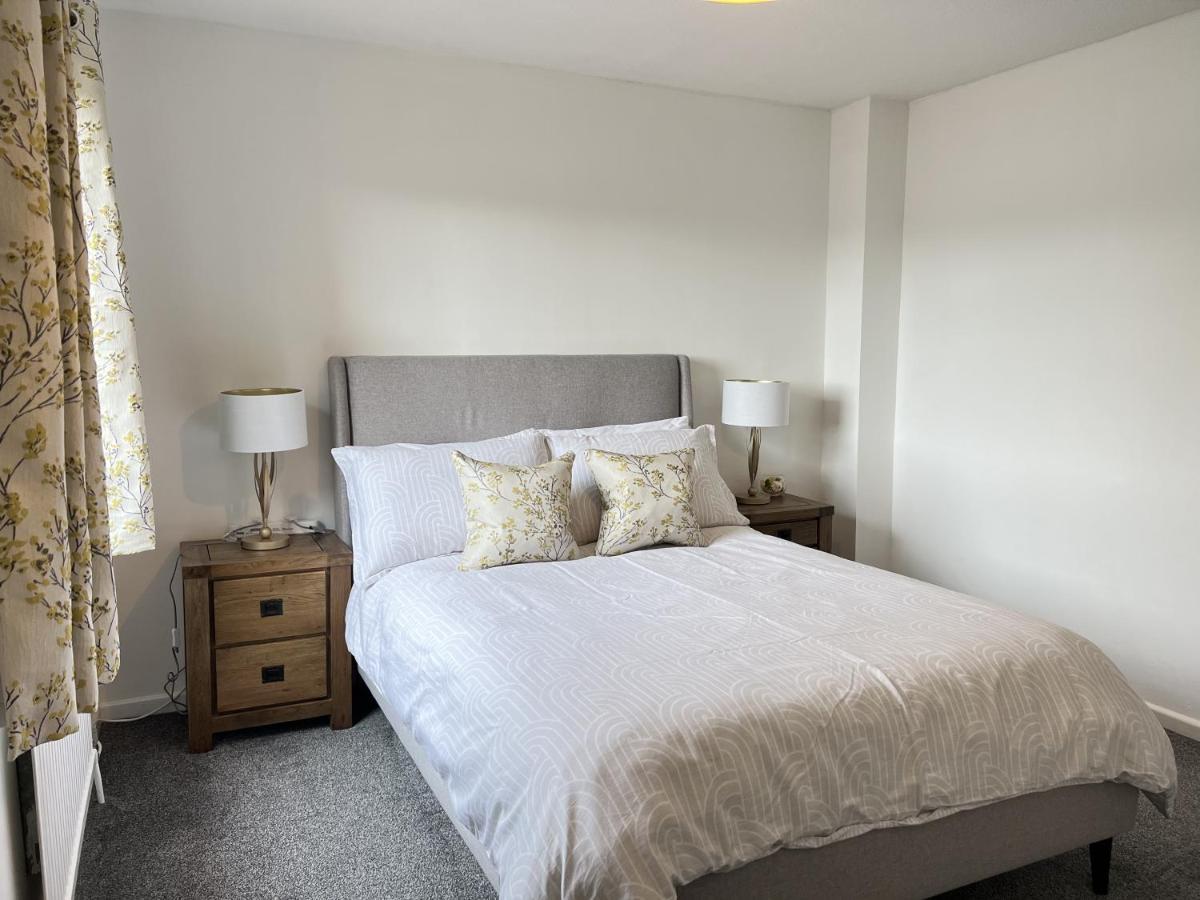 Modern 2 Bed Townhouse Just Outside City Walls With Free Private Parking York Eksteriør billede