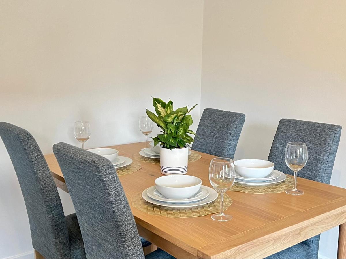 Modern 2 Bed Townhouse Just Outside City Walls With Free Private Parking York Eksteriør billede
