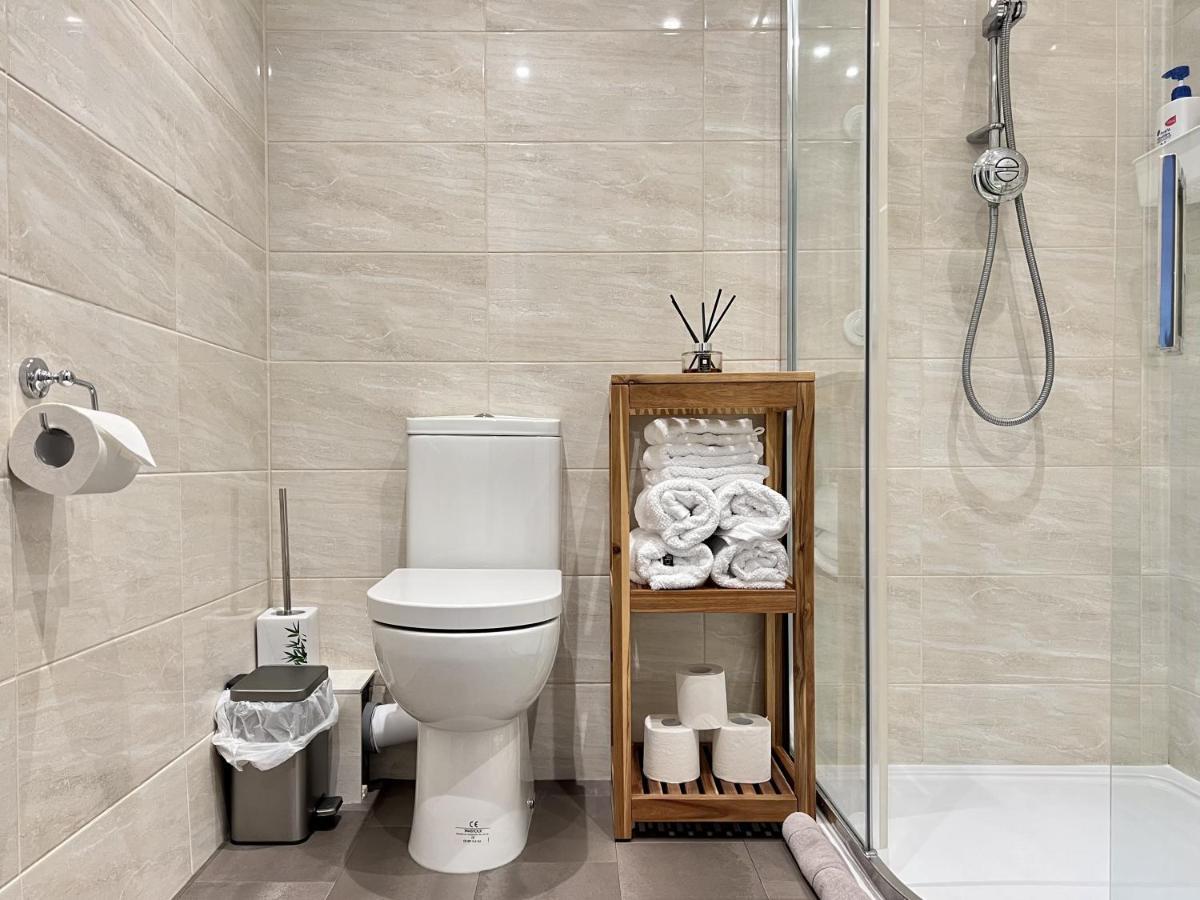 Modern 2 Bed Townhouse Just Outside City Walls With Free Private Parking York Eksteriør billede